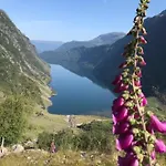 Kjosnes Vakantiehuis Skei (Sogn og Fjordane)