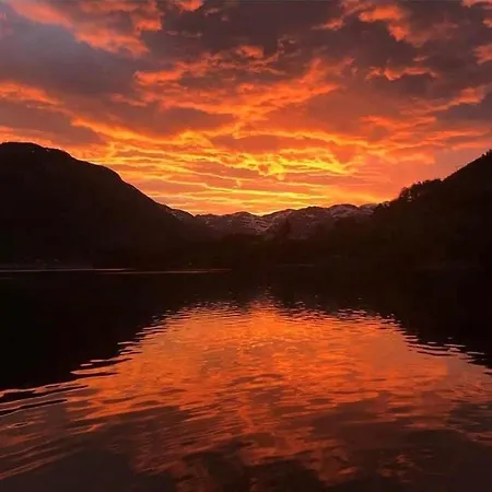 Kjosnes Vakantiehuis Skei (Sogn og Fjordane)