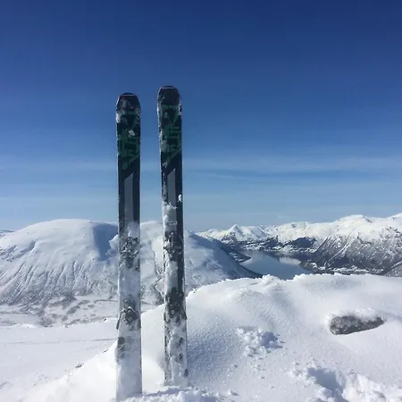 Kjosnes Vakantiehuis Skei (Sogn og Fjordane)